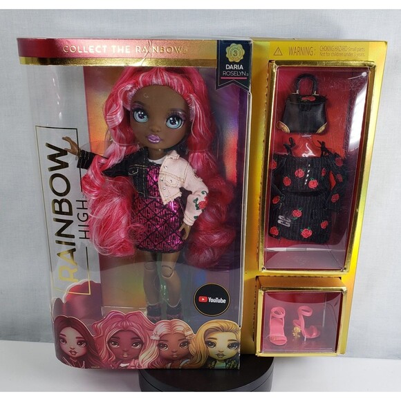 MGA Entertainment Rainbow High Series 3 Daria Roselyn Pink Hair Fashion Doll - Picture 2 of 16